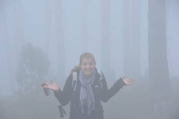 Neblina na descida do vulcão Tajumulco, na Guatemala. Cadê o caminho?